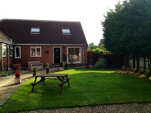 Bed & Breakfast Primrose 3*